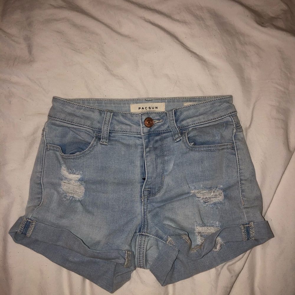 Pacsun Jean shorts. (23)